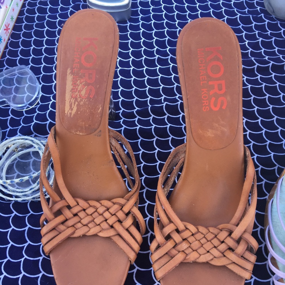 Michael kors heels size 9